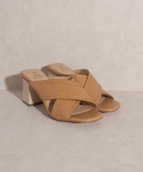 OASIS SOCIETY Jade   Strappy Stitched Sandal